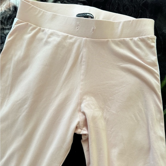 Fashion Nova Pink Large Pants - Picture 2 of 5